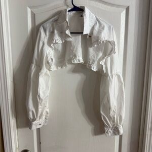 Women’s White Balloon Sleeve Crop Top Sz Small. F-201